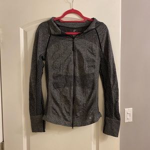 Fitness waist hugging warmup jacket